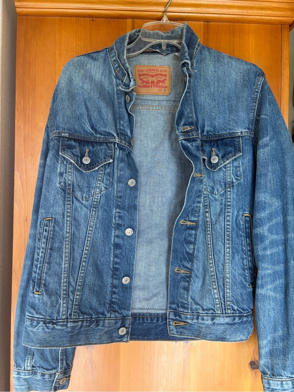 Levi's Ladies Blue Denim Trucker Jacket